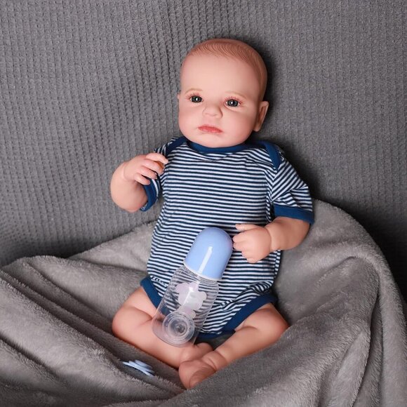 🆕 24 inches Soft Vinyl Body Realistic Reborn Baby Boy Doll - Picture 2 of 7